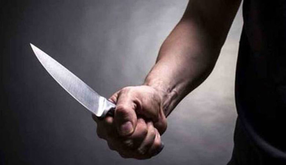 Άγριο φονικό στη Μόρια: 15χρονος επιτέθηκε με μαχαίρι - Ένας νεκρός και δύο τραυματίες - Media