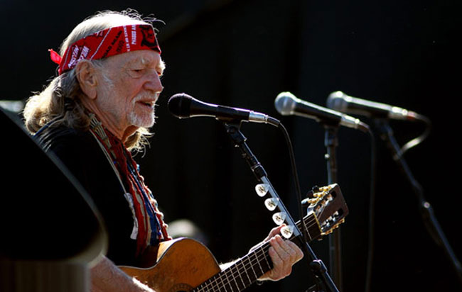 Ακυρώθηκε η περιοδεία του Γουίλι Νέλσον λόγω αναπνευστικών προβλημάτων - Media