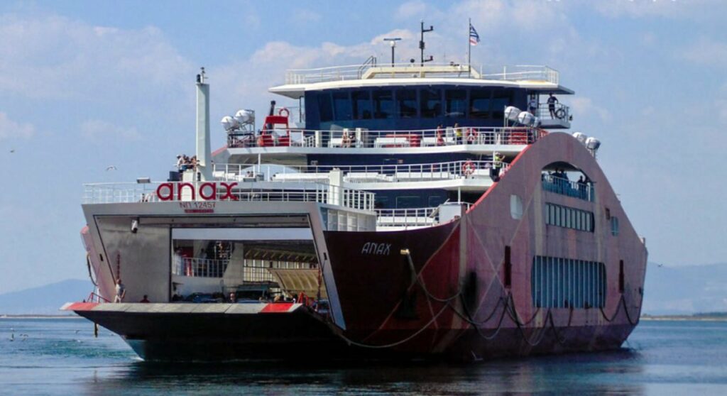 «Άναξ»: Ποιο είναι το κατασκευασμένο στην Ελλάδα πλοίο που δίνει ζωή στη Σαμοθράκη (Photos/Videos) - Media Gallery 2