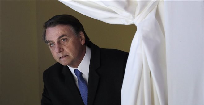 Ο Αμαζόνιος φλέγεται και Μπολσονάρο κατηγορεί τις… περιβαλλοντικές οργανώσεις - Media