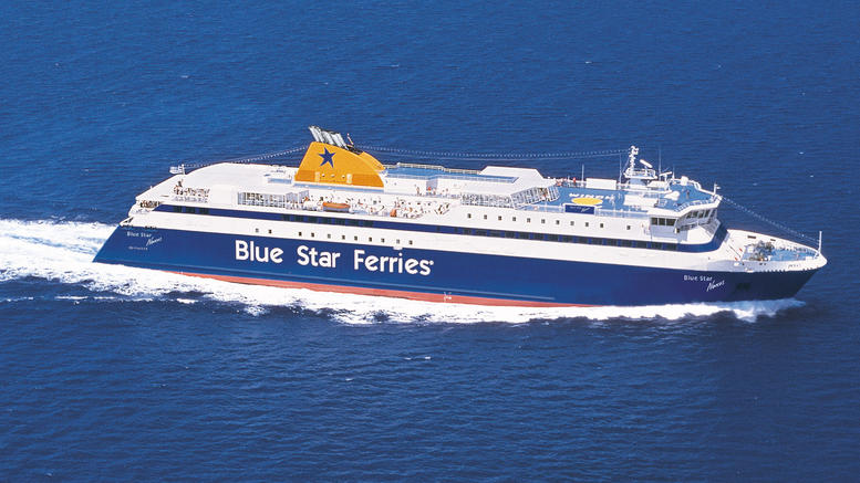 Επέστρεψαν με ασφάλεια στον Πειραιά οι 1.365 επιβάτες του Blue Star Naxos - Media
