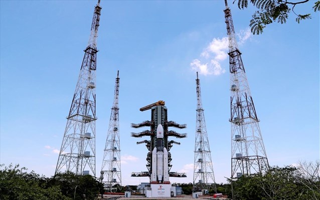 Το ινδικό διαστημόπλοιο Chandrayaan-2 τέθηκε επιτυχώς σε τροχιά γύρω από τη Σελήνη - Media