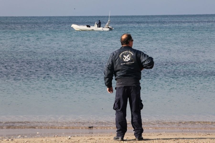Χαλκιδική: Νεκρή η γυναίκα που ανασύρθηκε από τη θάλασσα - Media