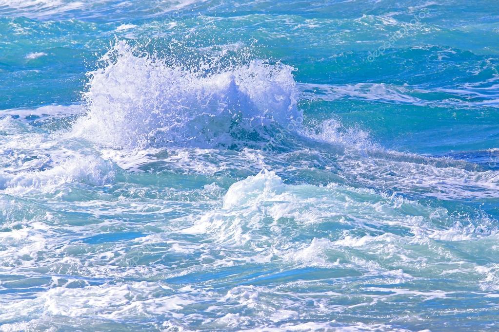 Κάρπαθος: Τουριστικό πλοίο έπεσε σε φουρτούνα – Μπήκαν νερά στην πλώρη, τραυματίστηκαν ελαφρά επιβάτες - Media