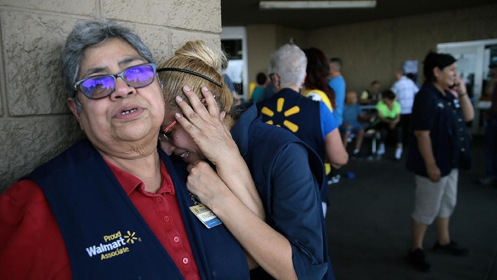 Υπέκυψε τελικά ο άνδρας που έκανε το σώμα του ασπίδα για να προστατεύσει τη γυναίκα του στην επίθεση στο Ελ Πάσο - Media