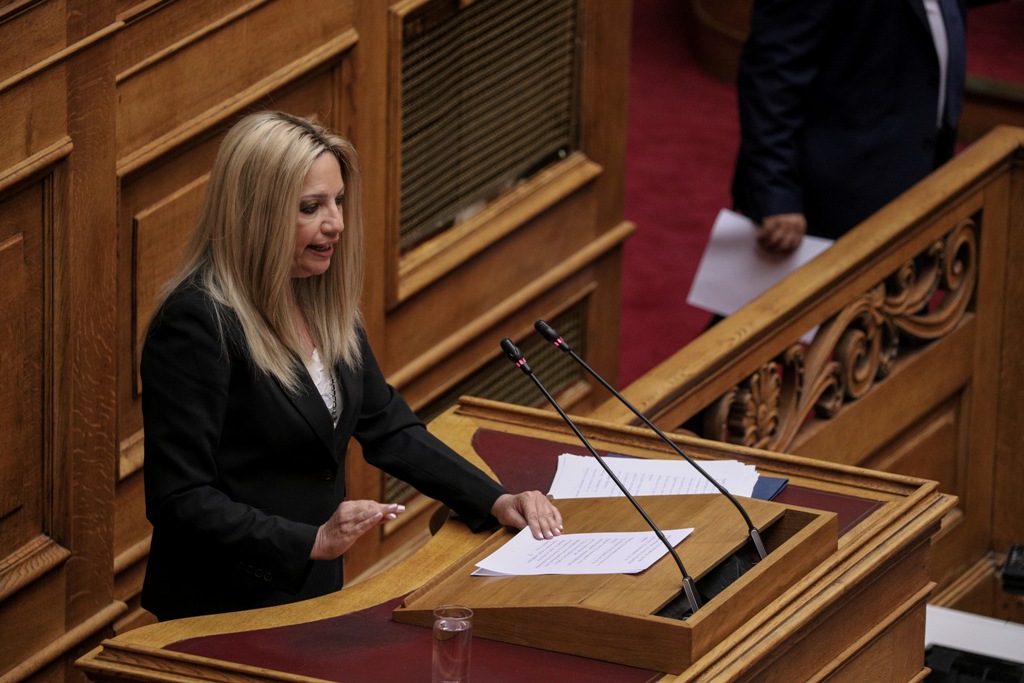 Γεννηματά: Τα Εξάρχεια είναι μια γειτονιά που πρέπει να ζήσει - Media