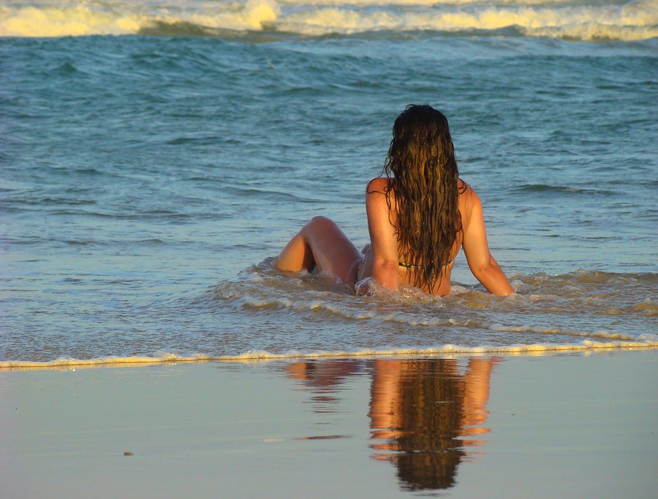 7 έξυπνα beauty tips για την παραλία - Media