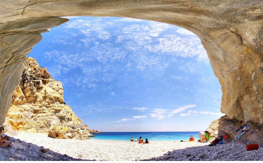 Οκτώ απίστευτες παραλίες στην Ελλάδα που θα σας αφήσουν με το στόμα ανοιχτό (Photos) - Media