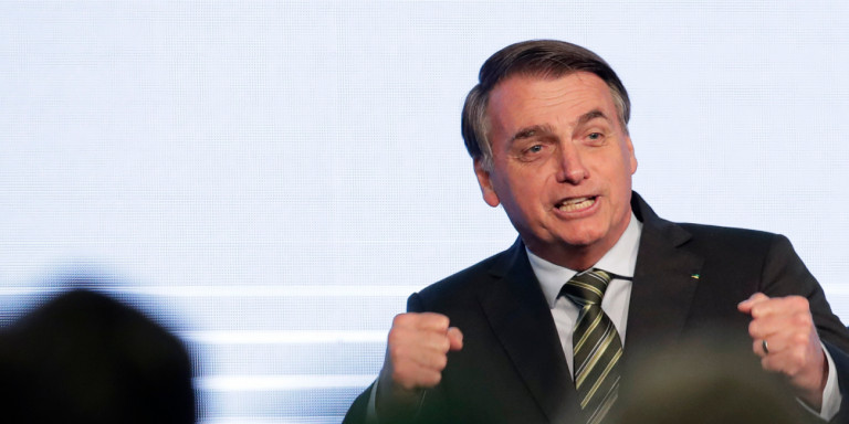 O Αμαζόνιος φλέγεται κι ο Μπολσονάρου κατηγορεί τον Μακρόν για «αποικιοκρατική νοοτροπία»! - Media