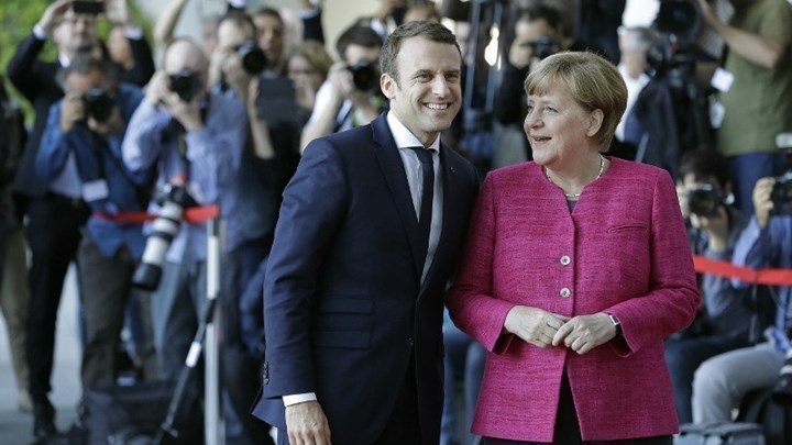 Εξελίξεις για το Brexit - Κρίσιμες συναντήσεις Τζόνσον με Μακρόν και Μέρκελ - Media