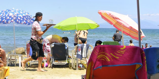 Δουλειά εκτός ωραρίου και ασφαλιστικές παραβάσεις από εργοδότες αποκάλυψαν έλεγχοι σε Χαλκιδική και Σαλαμίνα - Media