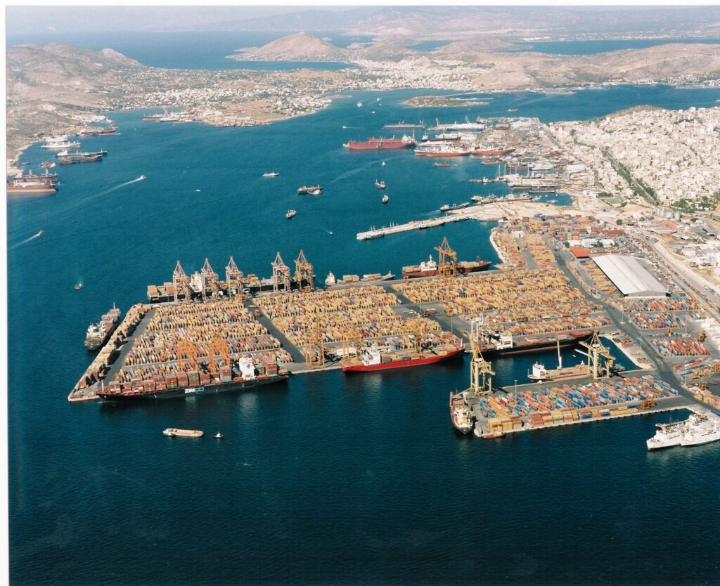 Στον υπουργό Ναυτιλίας το master plan για το λιμάνι του Πειραιά - Media