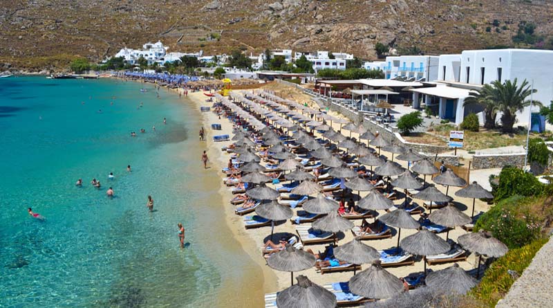 paralia_psarou_mykonos