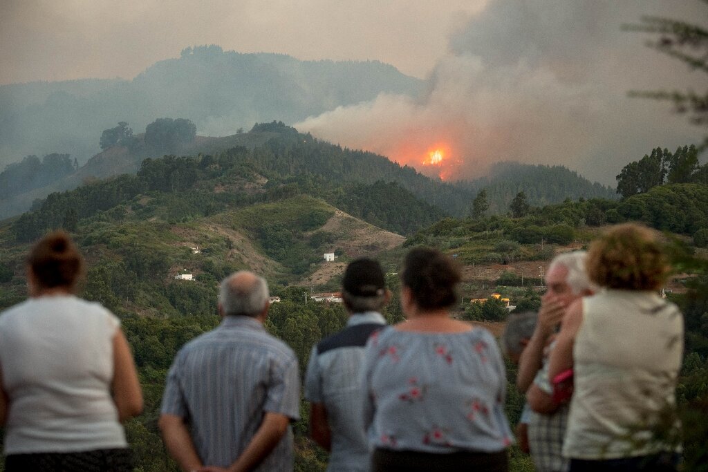 Οριοθετήθηκε η πυρκαγιά στο Γκραν Κανάρια - Συνεχίζει να καίει - Media
