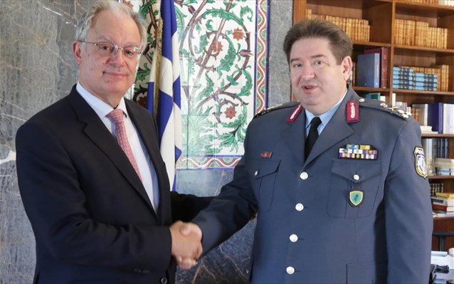 Η ασφάλεια της Βουλής στο επίκεντρο της συνάντησης Τασούλα με τον αρχηγό της ΕΛΑΣ - Media