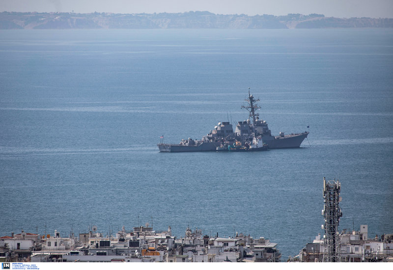 Στη Θεσσαλονίκη το επιβλητικό αμερικανικό αντιτορπιλικό USS MCFAUL (Photos) - Media