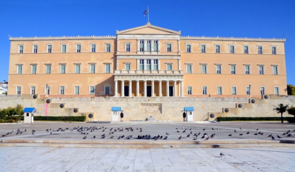 Κινητοποίηση φοιτητών για το άσυλο - Κατέληξε στη βουλή  - Media