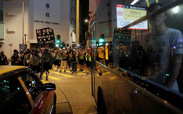 Κινεζική προειδοποίηση προς τους διαδηλωτές του Χονγκ Κονγκ - «Δεν θα μείνουμε με σταυρωμένα χέρια» - Media