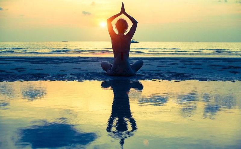 «Επικίνδυνες μόδες»: Η Μητρόπολη Αργολίδας τα έβαλε με τη… γιόγκα και τις πιλάτες - Media