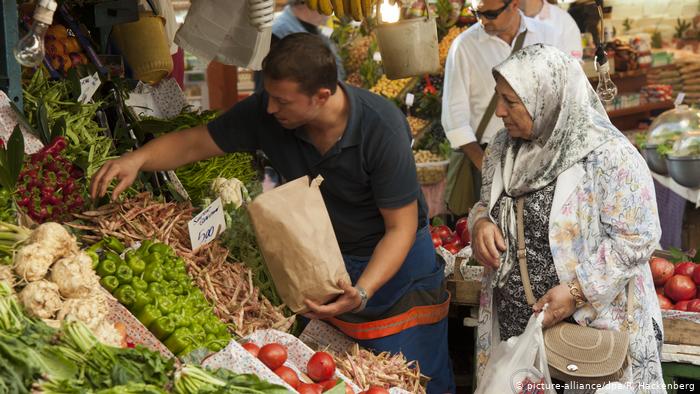 Μάχη επιβίωσης δίνουν οι απολυμένοι του Ερντογάν - Media