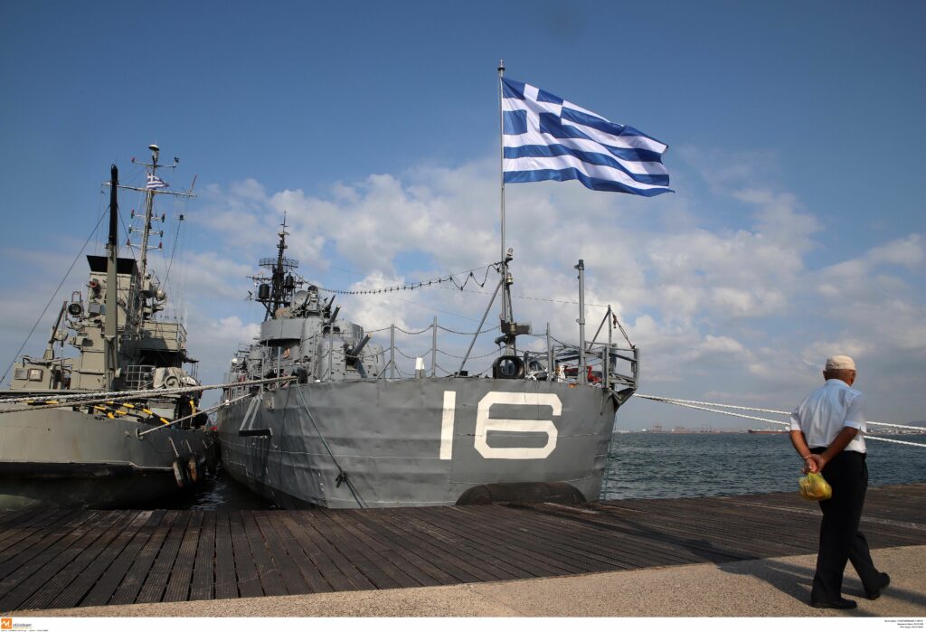 Το ιστορικό αντιτορπιλικό ΒΕΛΟΣ «έδεσε» στη Θεσσαλονίκη - Πότε και πώς μπορεί κάποιος να το επισκεφτεί (Photos)   - Media