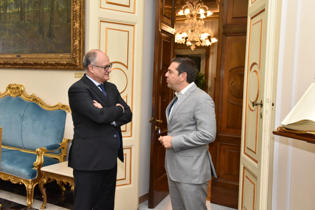 Στη Ρώμη καταθέτει τις προτάσεις του για την ελληνική οικονομία ο Α. Τσίπρας  - Media