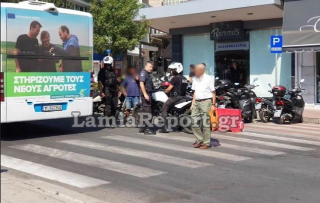 Λαμία: Βγήκε να πετάξει τα σκουπίδια και τον λήστεψαν (Photos) - Media