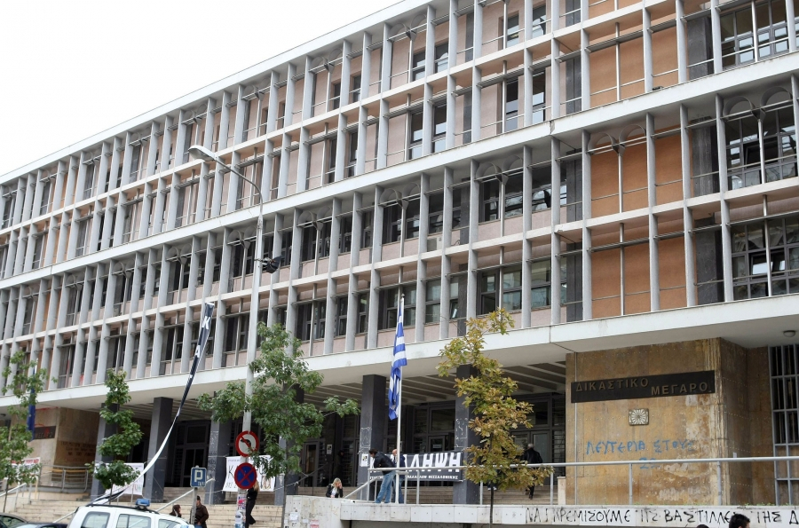 Κατέρρευσε δικηγόρος στο Δικαστικό Μέγαρο Θεσσαλονίκης - Μετά από λίγη ώρα κατέληξε - Media