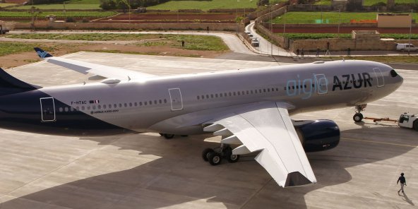 Πτώχευσε αεροπορική εταιρεία - «Στον αέρα» 13.000 επιβάτες - Media