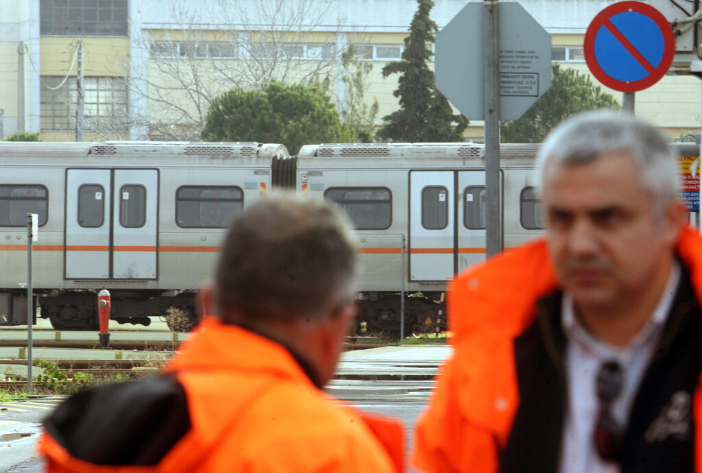 Χωρίς μετρό την Τετάρτη - Στάση εργασίας την Πέμπτη - Media