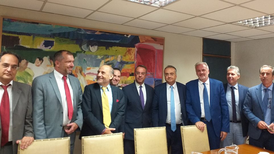 Τι ζήτησαν οι δικηγόροι από τον Χρήστο Σταϊκούρα - Media