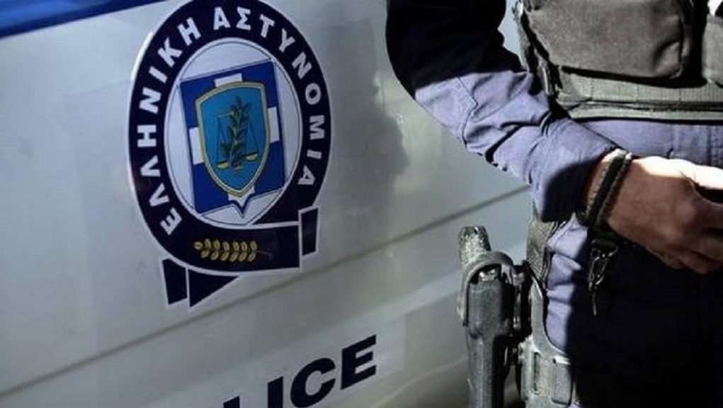 Πυροβολισμοί στην Πάτρα - Ανοιξαν πυρ από αυτοκίνητο οι δράστες - Media