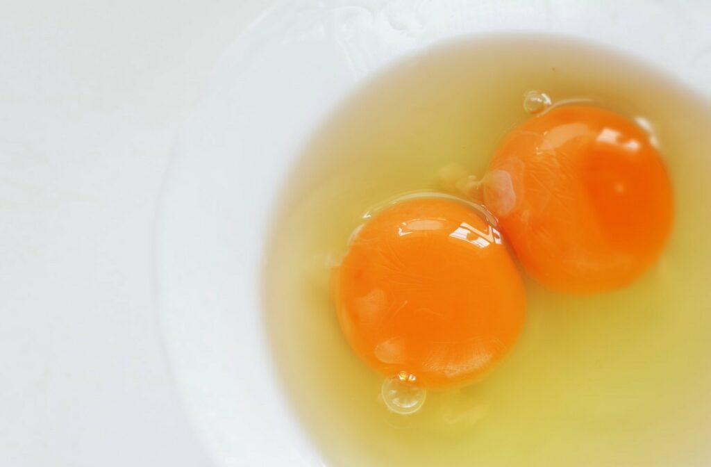 Προσοχή: Τι σημαίνει το χρώμα του κρόκου για την ποιότητα του αυγού (Photo) - Media
