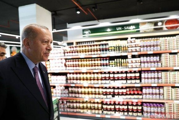 Ο Ερντογάν πήγε για φώνια σε σούπερ μάρκετ αλλά φέρθηκε σαν... Σκοτσέζος (Photos)  - Media