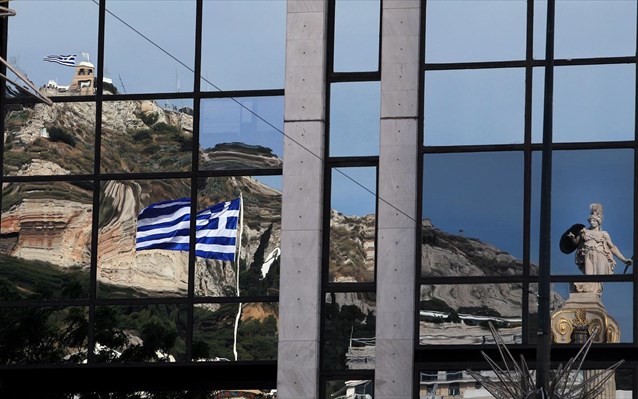 Έρχεται νέα ελληνική έξοδος στις αγορές - Media