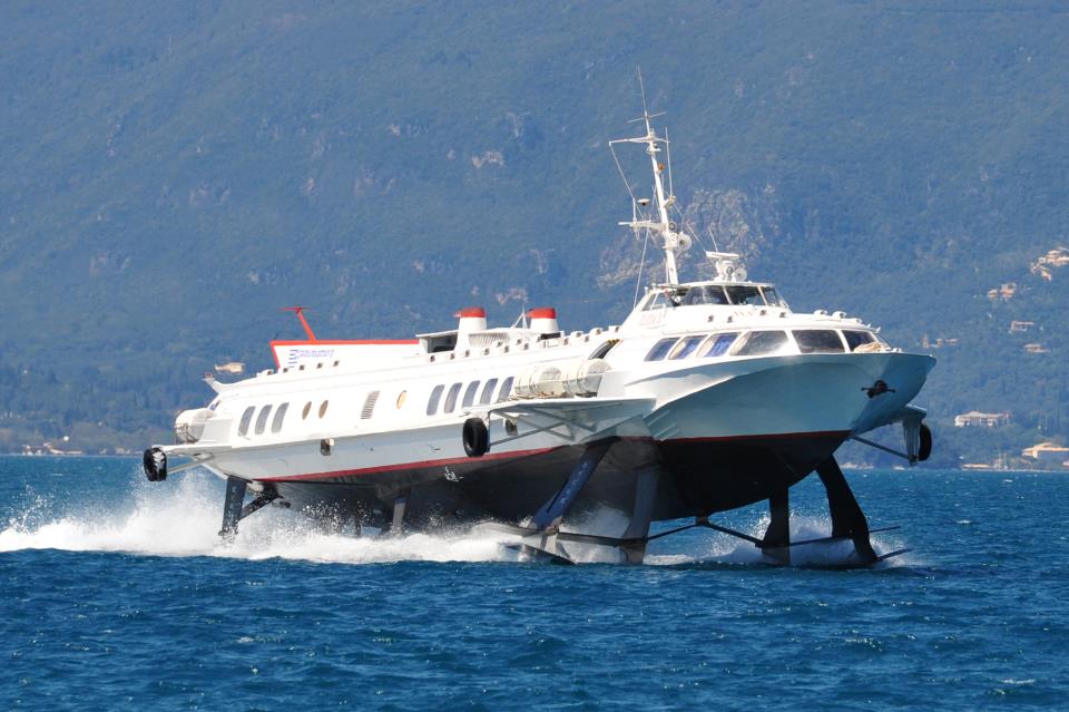 Βλάβη σε «ιπτάμενο δελφίνι» που ταξίδευε από Παξούς για Κέρκυρα - Media