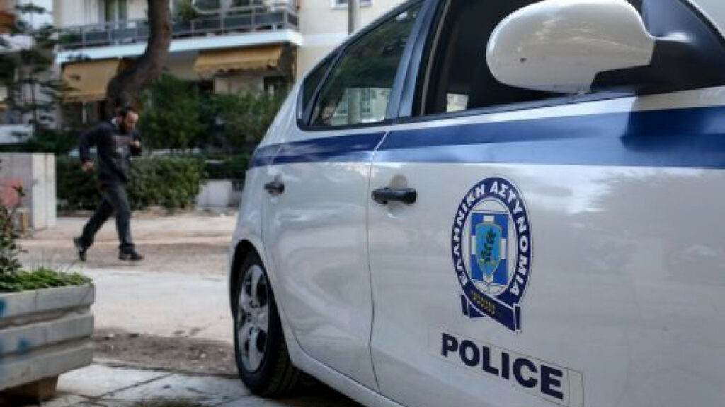 Νέα εισβολή με αυτοκίνητο σε κατάστημα στα Γλυκά Νερά - Media