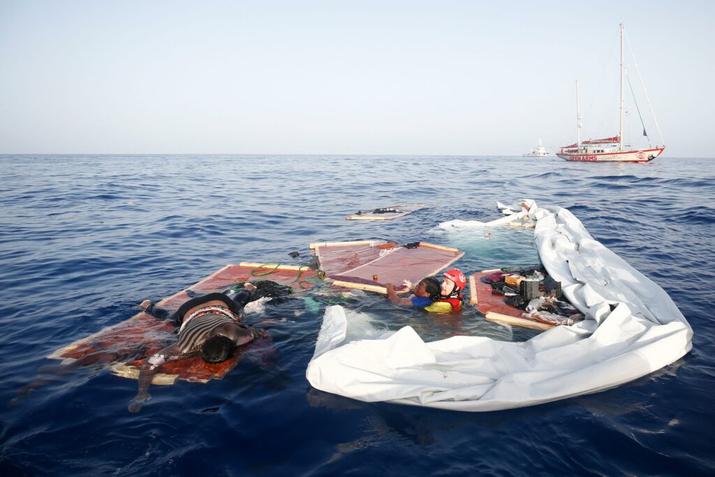Θάλασσα του θανάτου η Μεσόγειος: Νέο ναυάγιο με επτά νεκρούς - Media