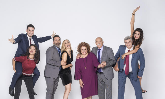 «Μην αρχίζεις τη μουρμούρα»: Ποιος γνωστός ηθοποιός θα εμφανιστεί στην επιτυχημένη σειρά (Photo) - Media