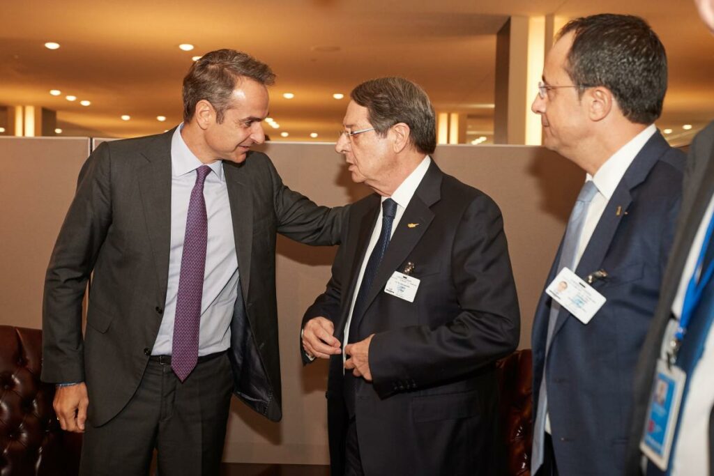 Διαρκής συντονισμός Μητσοτάκη - Αναστασιάδη για το Κυπριακό - Media