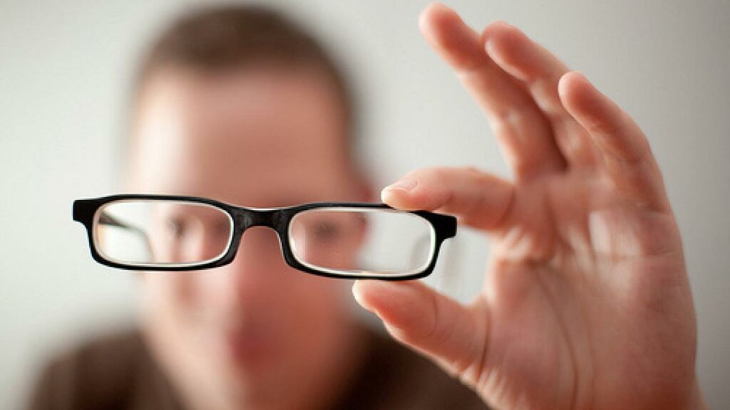 Ποιοι μύωπες κινδυνεύουν να χάσουν την όρασή τους - Media