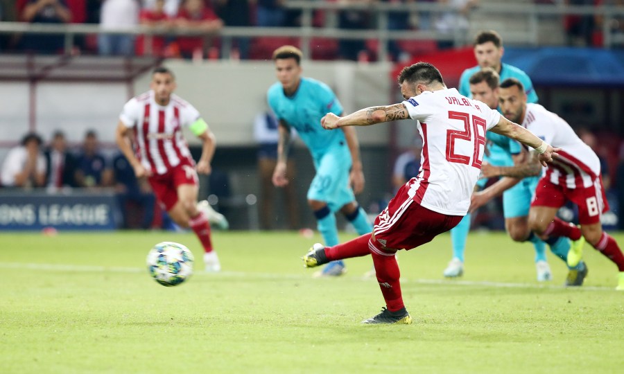 Μεγάλη πρεμιέρα Ολυμπιακού, σπουδαία εμφάνιση και 2-2 με Τότεναμ  - Media