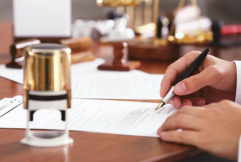 Ρύθμιση-ανάσα για φόρο κληρονομιάς και γονικές παροχές: Δυνατότητα εξόφλησης σε έως 48 δόσεις  - Media