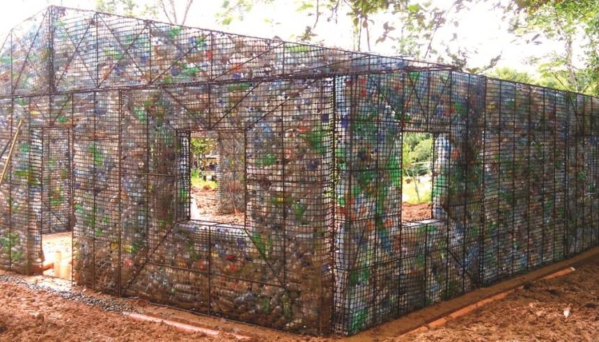 Bocas Del Toro: Εδώ βρίσκεται το χωριό από τα πλαστικά μπουκάλια (Video) - Media