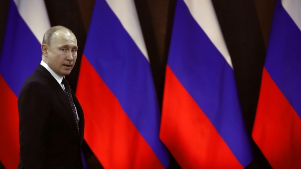 Η Ρωσία καταργεί 20.000 διατάξεις που «ξέμειναν» από τη Σοβιετική Ένωση - Το 8ωρο ανάμεσά τους; - Media