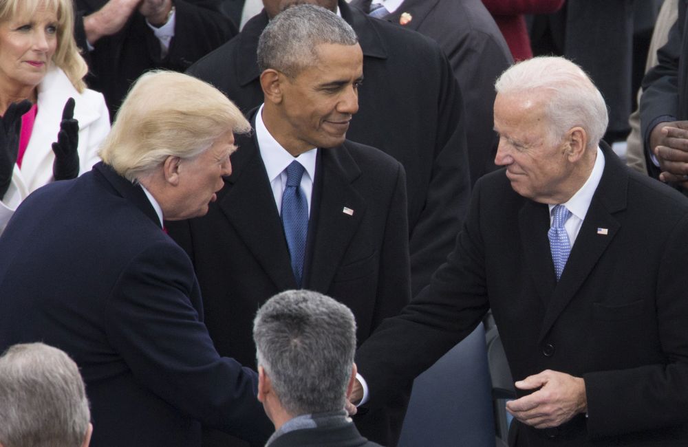 Σκληρή κόντρα Τραμπ - Μπάιντεν για ένα… τηλεφώνημα - Media