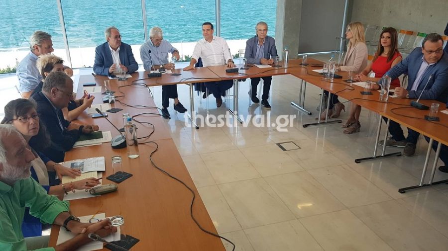 «Χιούμορ» Τσίπρα σε Μπουτάρη - Η δικαιολογία για την αργοπορία του σε προγραμματισμένη συνάντηση (Video) - Media