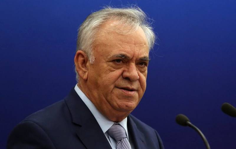 Δραγασάκης: Λάθος που αναθέσαμε το υπουργείο Οικονομικών στον Βαρουφάκη - Υποβίβαζε διαρκώς την πολιτική σε κακοσχεδιασμένες τακτικές - Media