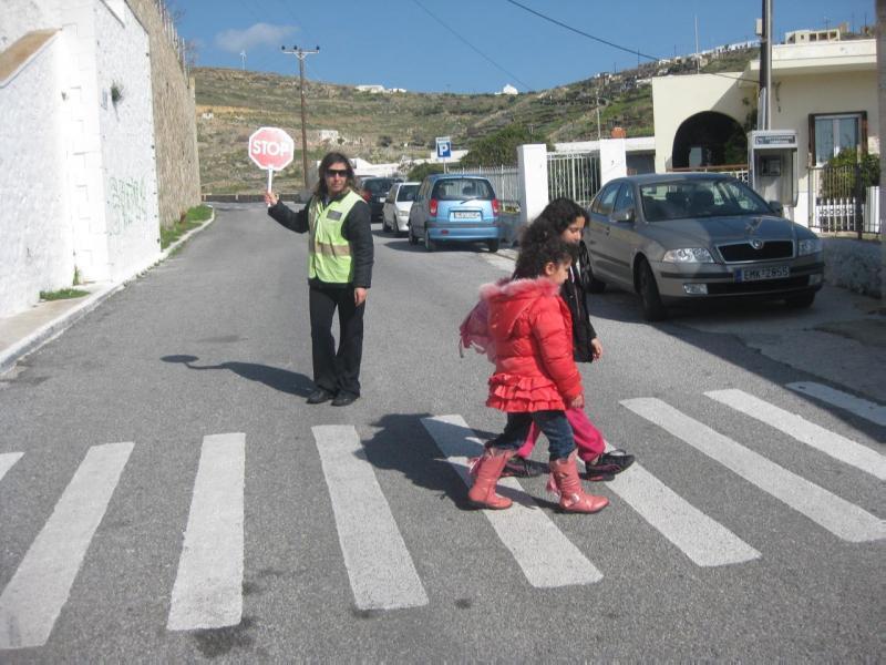 Στο ωρολόγιο πρόγραμμα των σχολείων η οδική ασφάλεια - Media