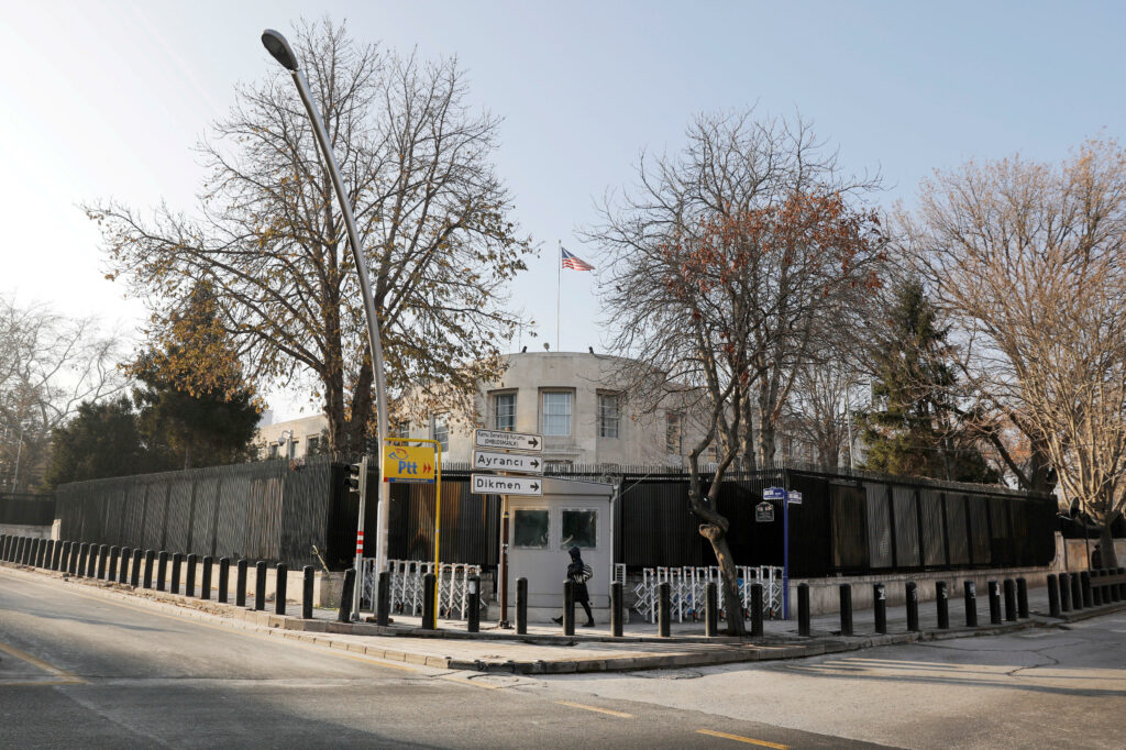 Τουρκία: Η αμερικανική πρεσβεία κάνει «like» σε μήνυμα για τον εθνικιστή Μπαχτσελί - Οργή AKP - Media